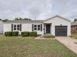 1612 N Center Ave, Shawnee, OK 74804