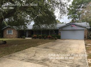 155 Country Club Rd, Shalimar, FL 32579