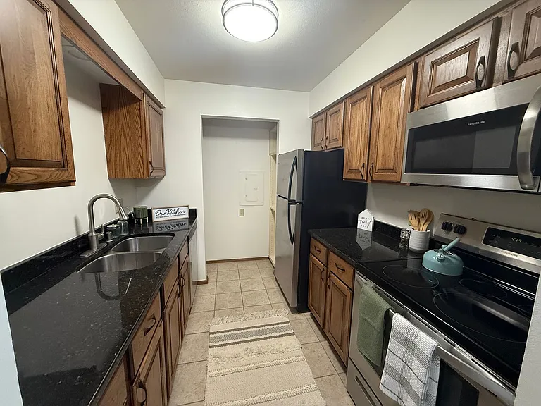 High Point Commons Apartments — Photo 52
