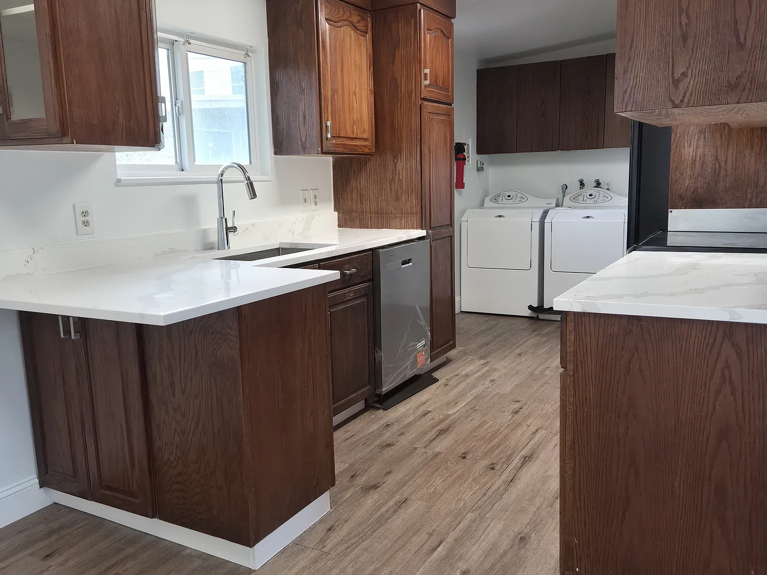 3 bed, 1100 sqft, $2,000 — Photo 2