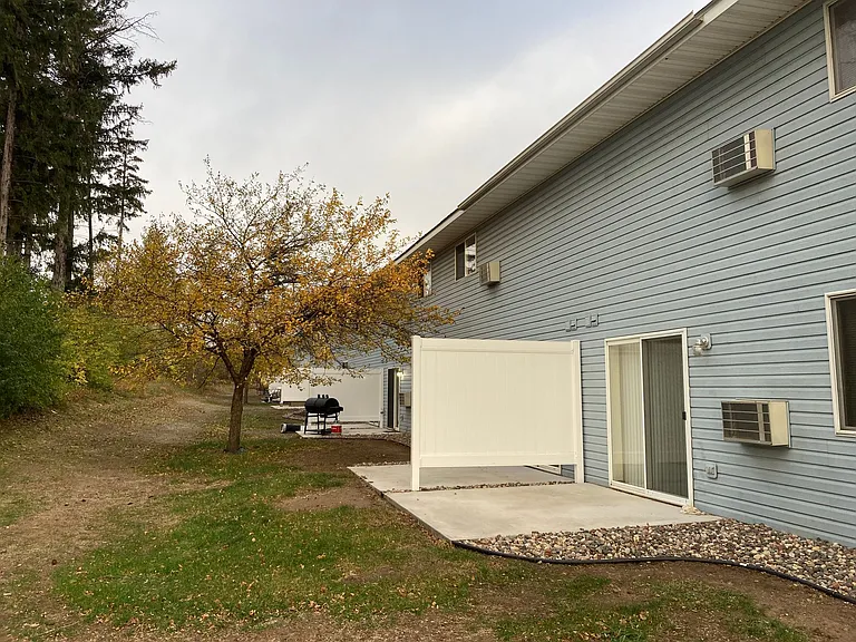 1825 Industrial St — Photo 5