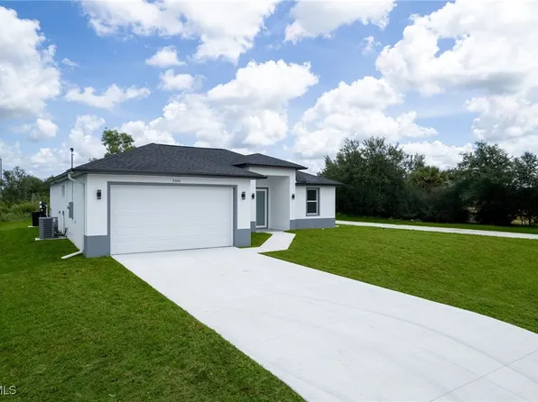 2719 34th St W, Lehigh Acres, FL 33971