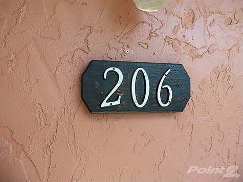 206 Lakeside Hills Loop