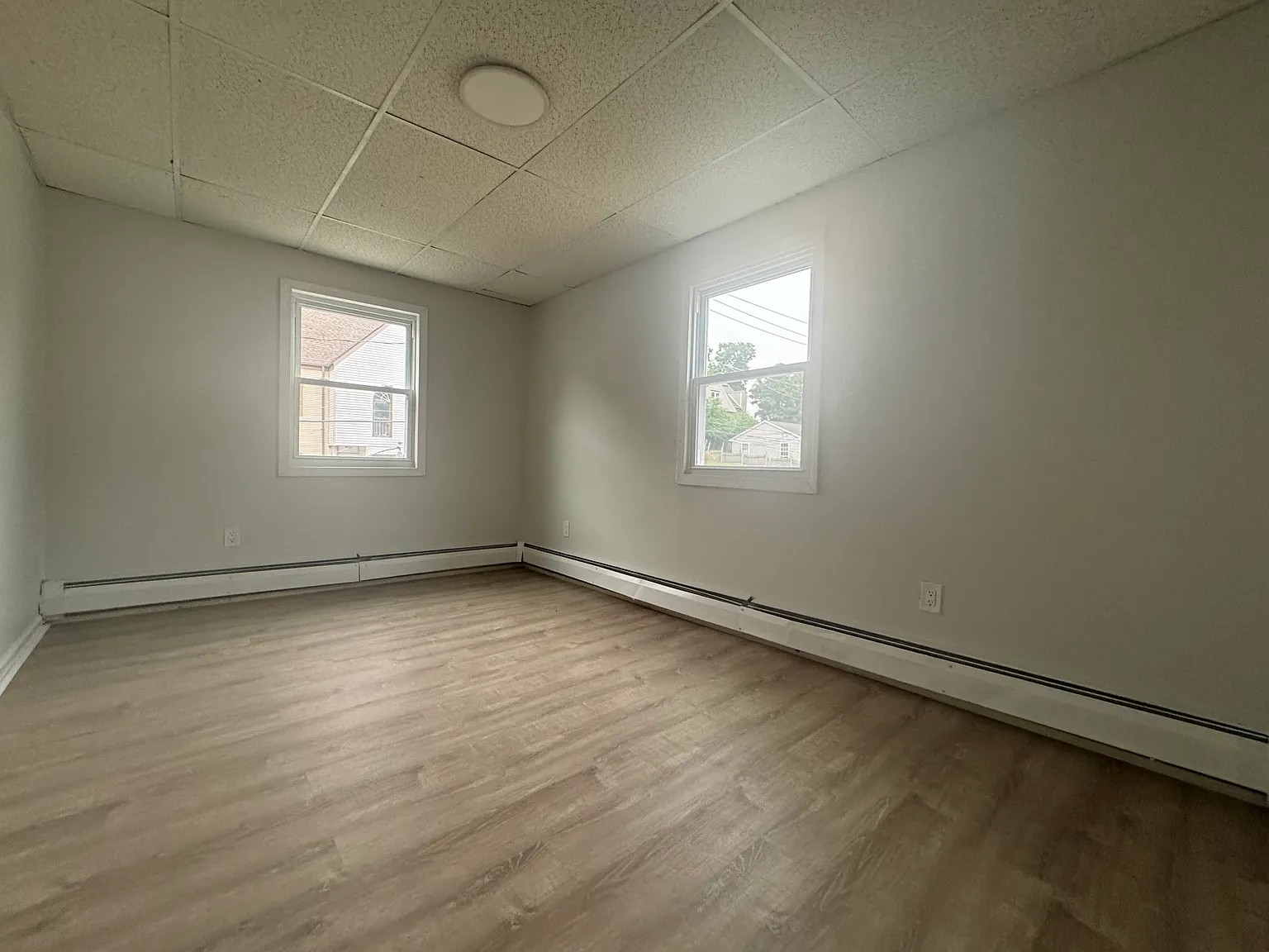 2 bed, 900 sqft, $1,295 — Photo 3
