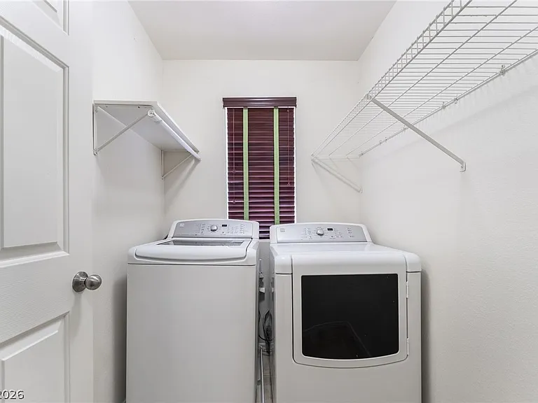 7858 Windhamridge Dr — Photo 11