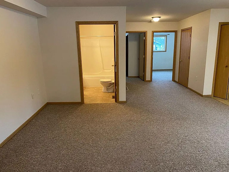 1431 N Stevens St — Photo 6