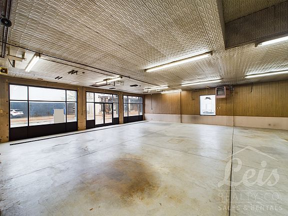 5th image of 39 S Center St #1