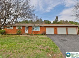 4514 Steuben Rd, Bethlehem, PA 18020