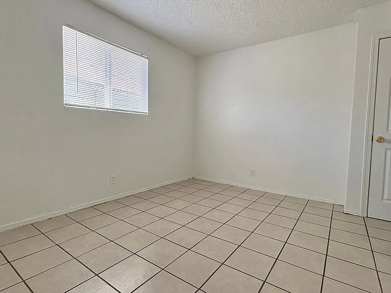 Chama Court Apartments — Photo 16