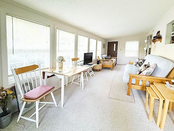 5th image of 321 Yona Drive