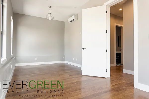 Rented by ERNY LLC | media 13