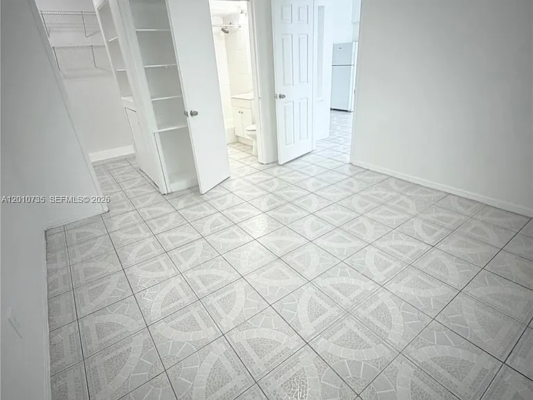 2736 SW 22nd Ave #2 — Photo 9