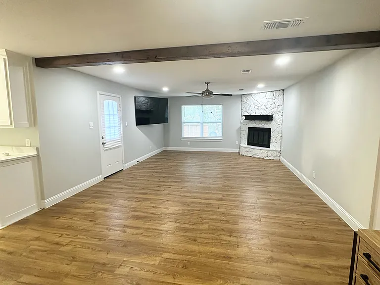 Live Oak Dr — Photo 7