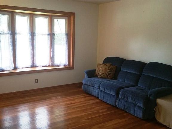 4th image of 8922 Hensley Dr
