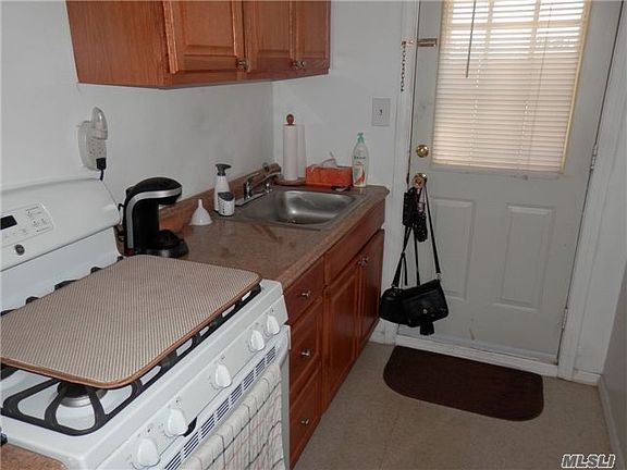 5th image of 15948 88th St