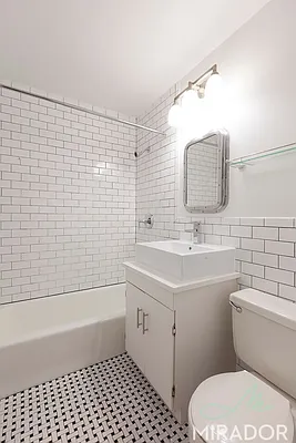 Rented by Mirador Real Estate | media 27