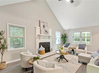 8201 Meandering Ln, James Store, VA 23128