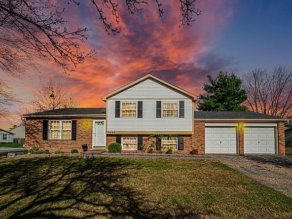 2nd image of 6688 Chatsworth Ct