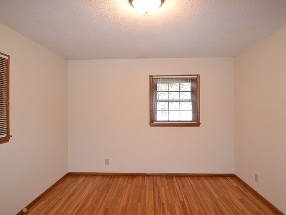 5th image of 8911 62nd Ave N