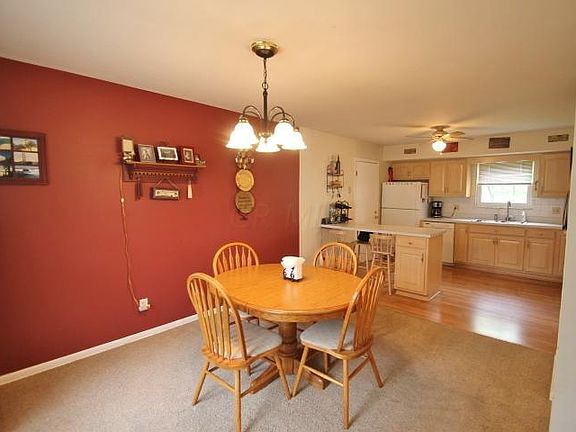 5th image of 1213 Drysdale Sq S