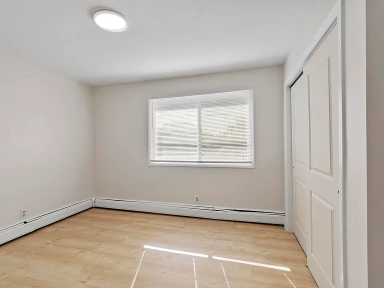2-44 Dana St — Photo 16