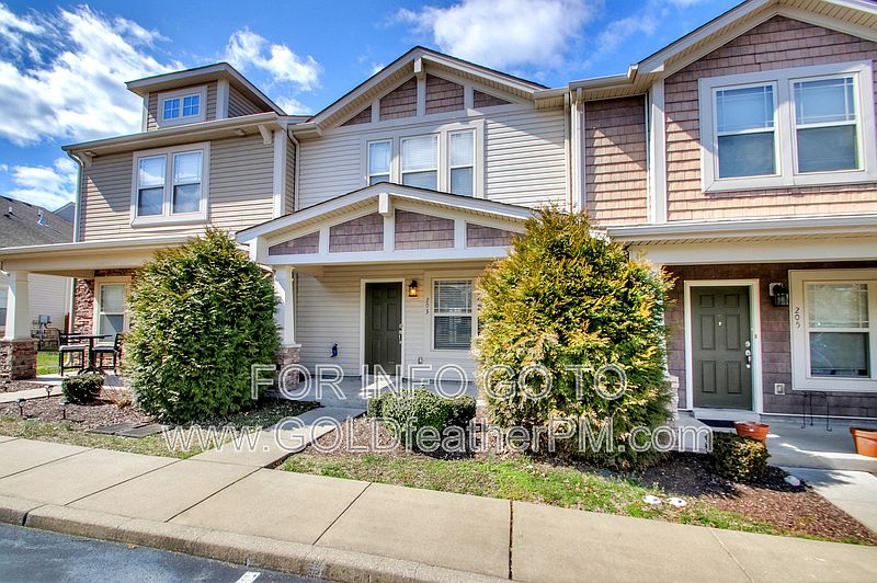 735 Tulip Grove Rd, Hermitage, TN 37076 | Zillow