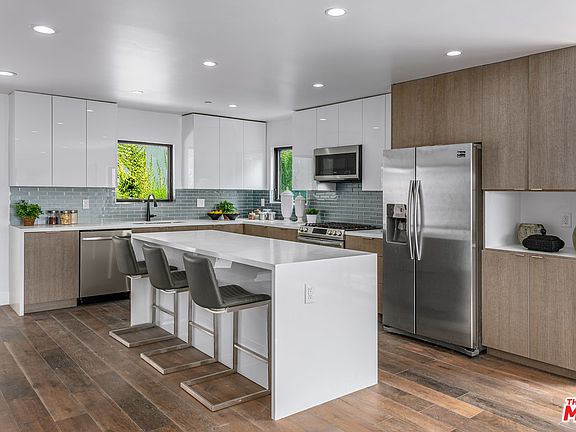 5th image of 2331 1/2 W Avenue 31