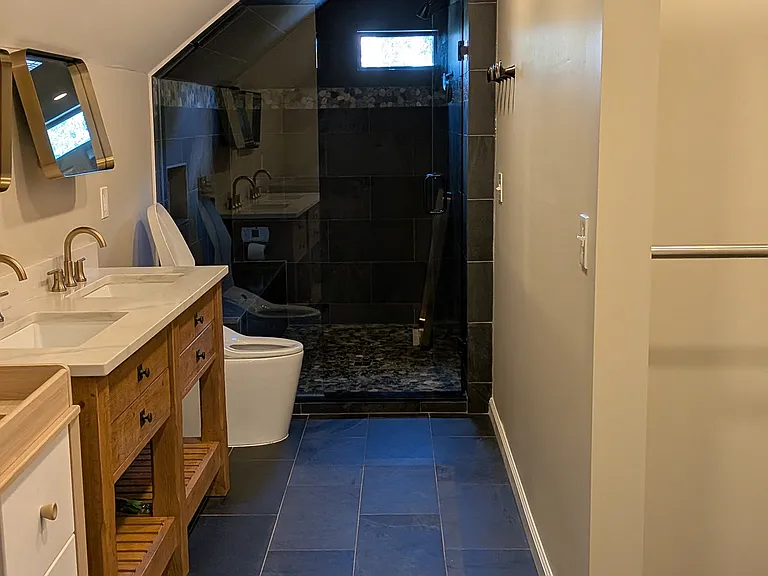 Main bathroom