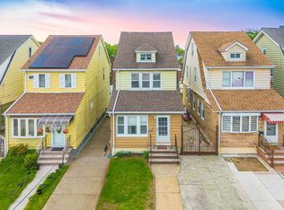 8910 218th Pl, Queens Village, NY 11427