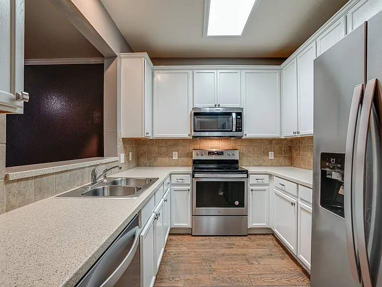 2640 Grayson Way #2640 — Photo 5