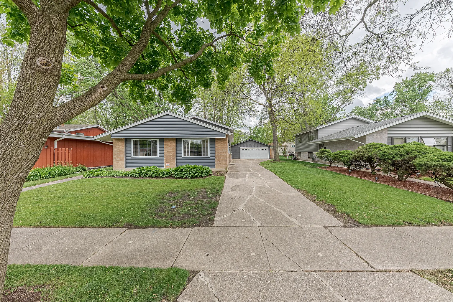 317 Farragut St photo 1