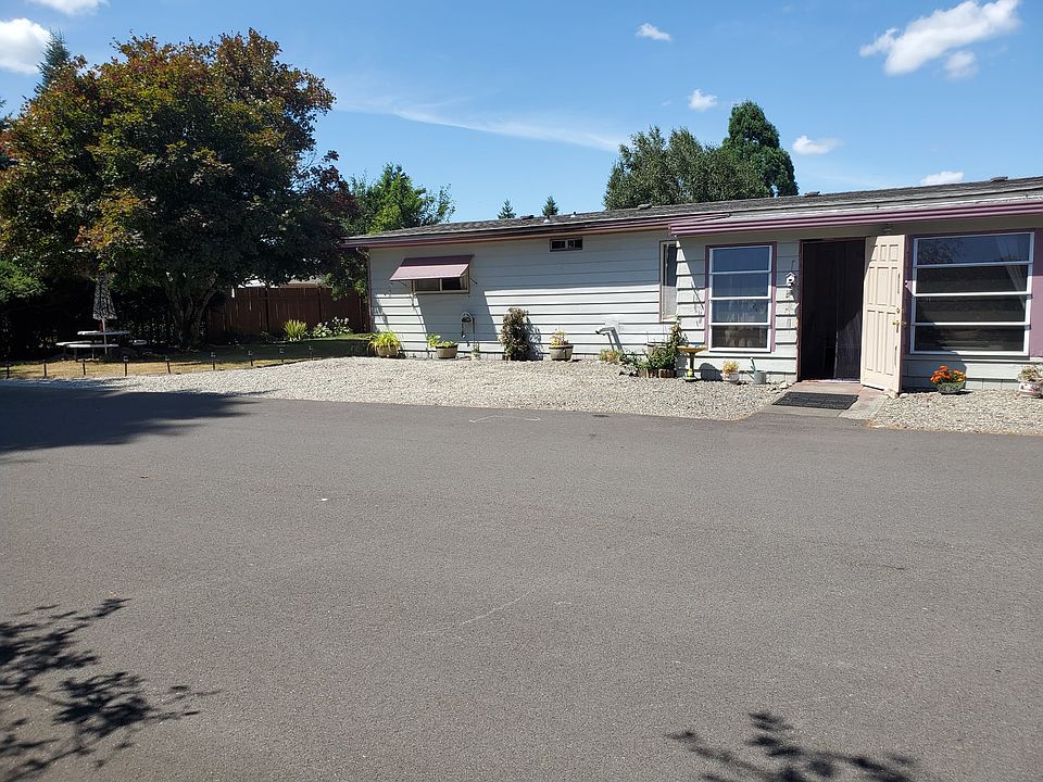 1st image of 5409 Yakima Ln SE