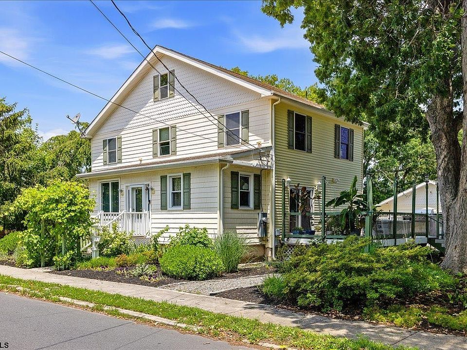 1st image of 169 W Johnson Ave