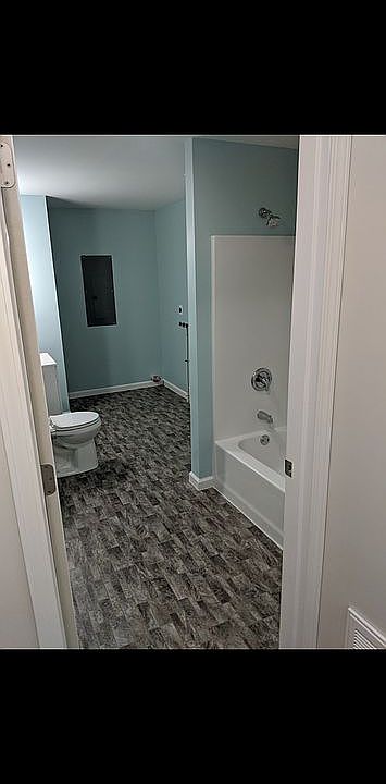2nd image of 309 NW 6th St