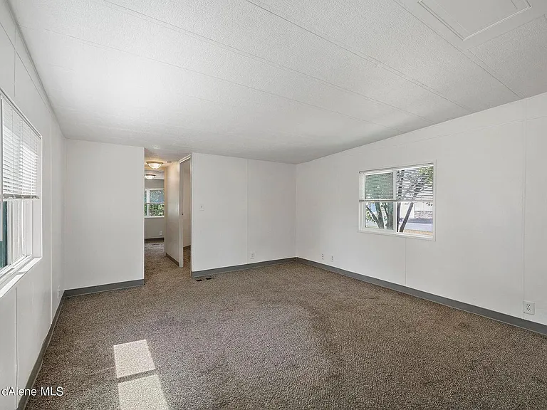 5858 E Colin Dr — Photo 10