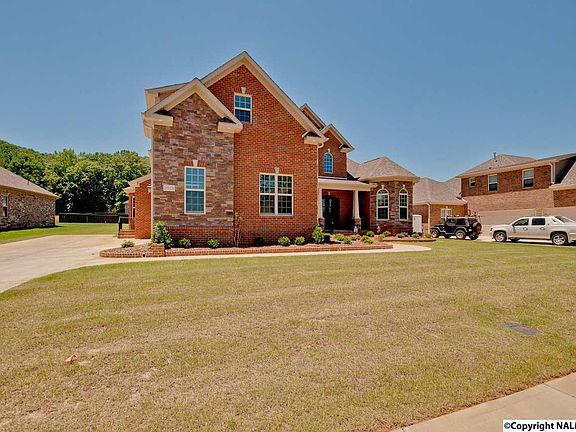 3rd image of 2018 Meadow Creek Cir