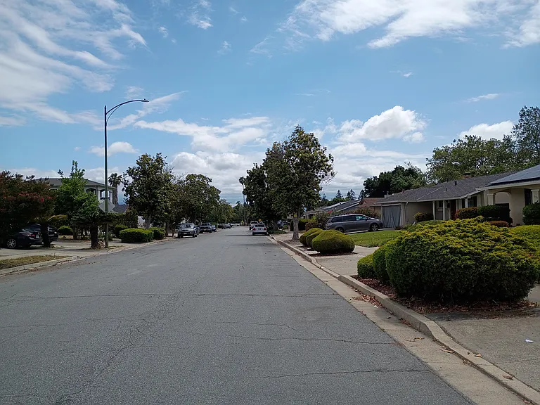 2001 Majestic Way — Photo 15
