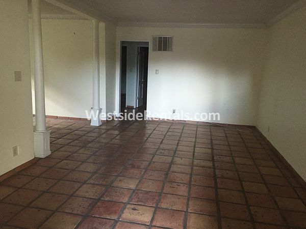 1st image of 11841 Victory Blvd APT 1