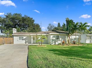 7601 10th St N, Saint Petersburg, FL 33702