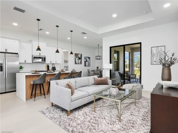 1721 NW 2nd ST, CAPE CORAL, FL 33993