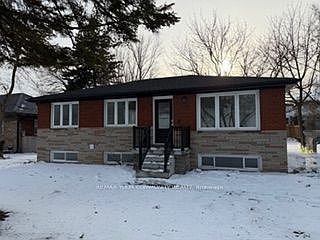 1st image of 130 Simcoe Rd