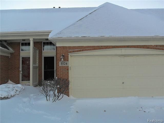 1st image of 5526 Greenway Dr