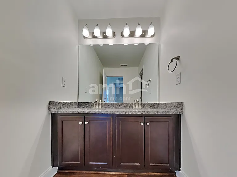 112 Twin River Dr — Photo 22