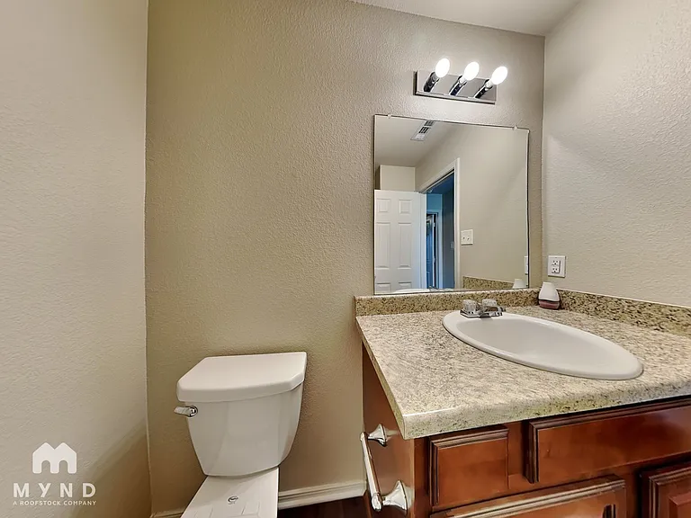 938 Pinehurst Loop — Photo 14