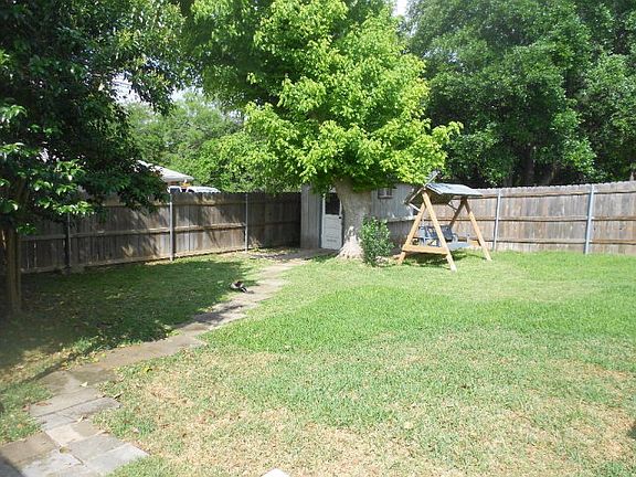 4th image of 1701 Susan Dr