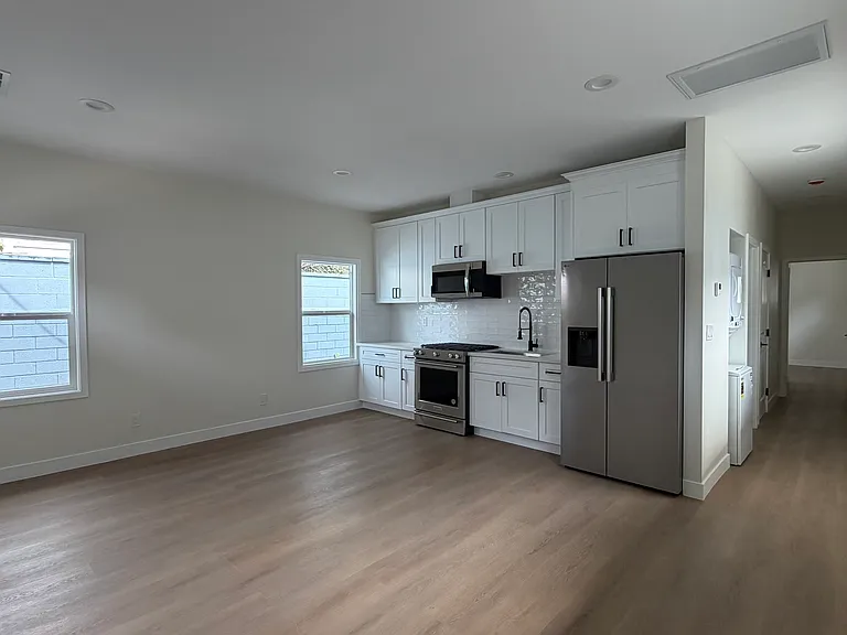 1608B S Songish St — Photo 5