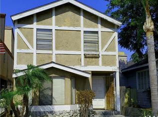 209 Frankfort Ave, Huntington Beach, CA 92648