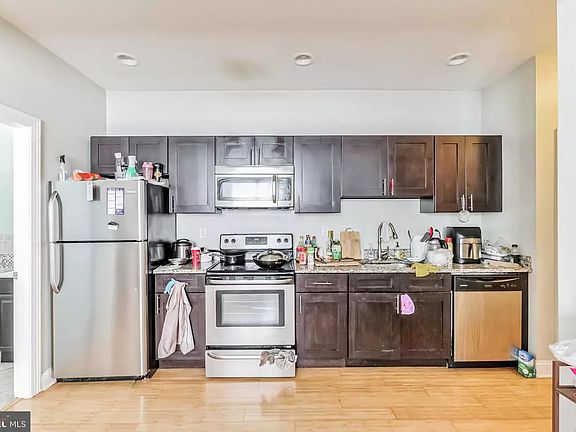 3rd image of 333 N 40th St #C