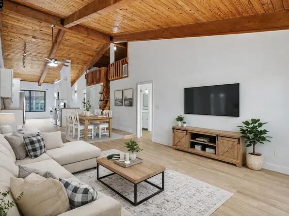 10121 Acorn Lane #10121, Pembroke Pines, FL 33026