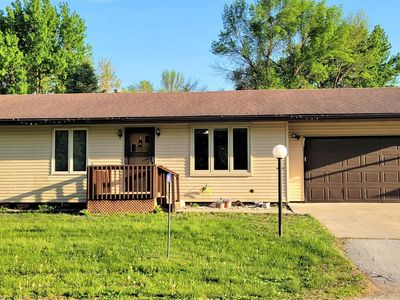 105 Briar Cove Rd, Algona, IA, 50511